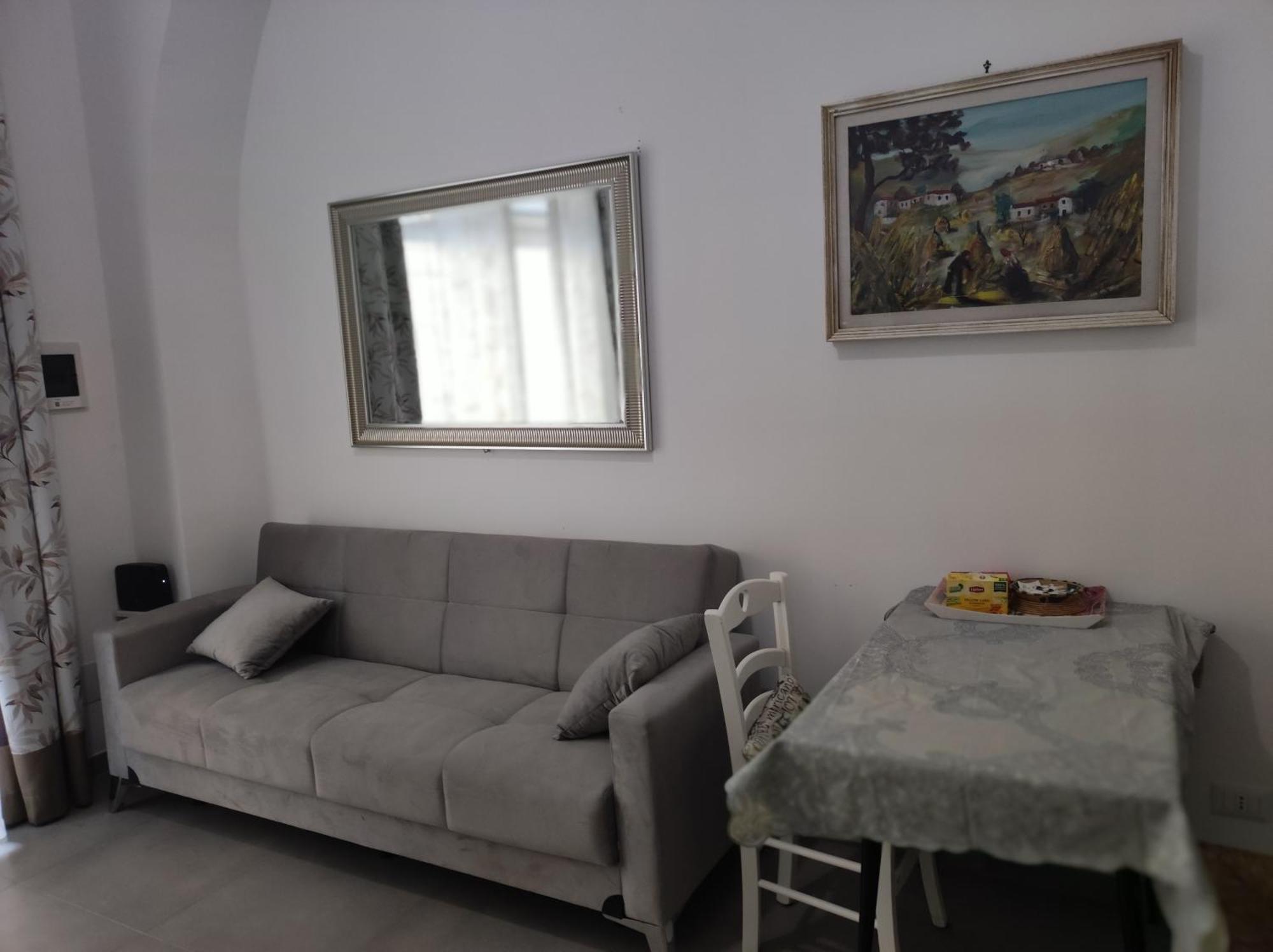 A San Lorenzo Netsuhe Apartment Rom